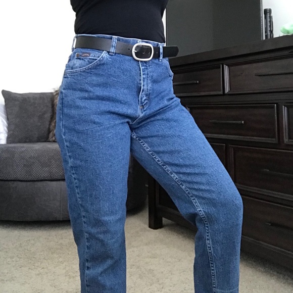 Mom Jeans Riders High Rise - Picture 8 of 8